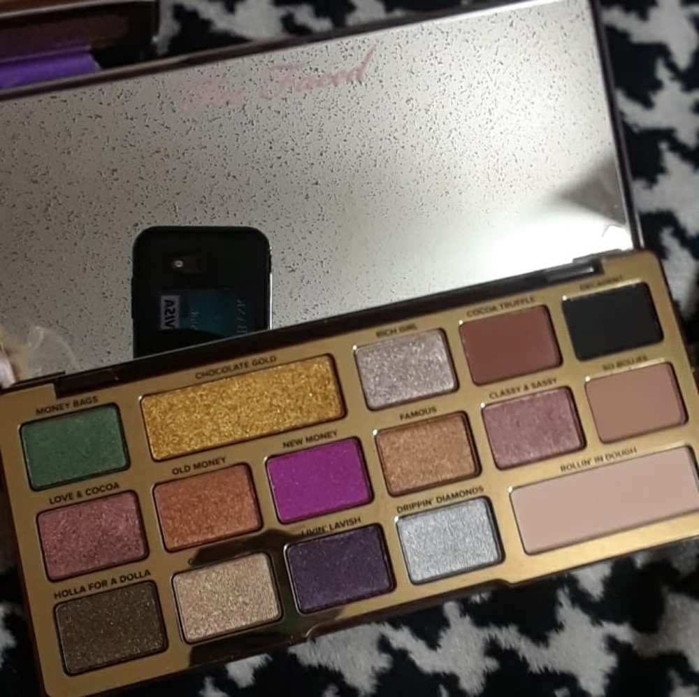 Too faced chocolate gold bar